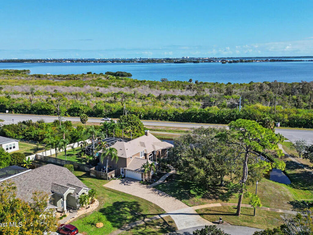 1220 Rebecca Drive, Merritt Island, FL 32952