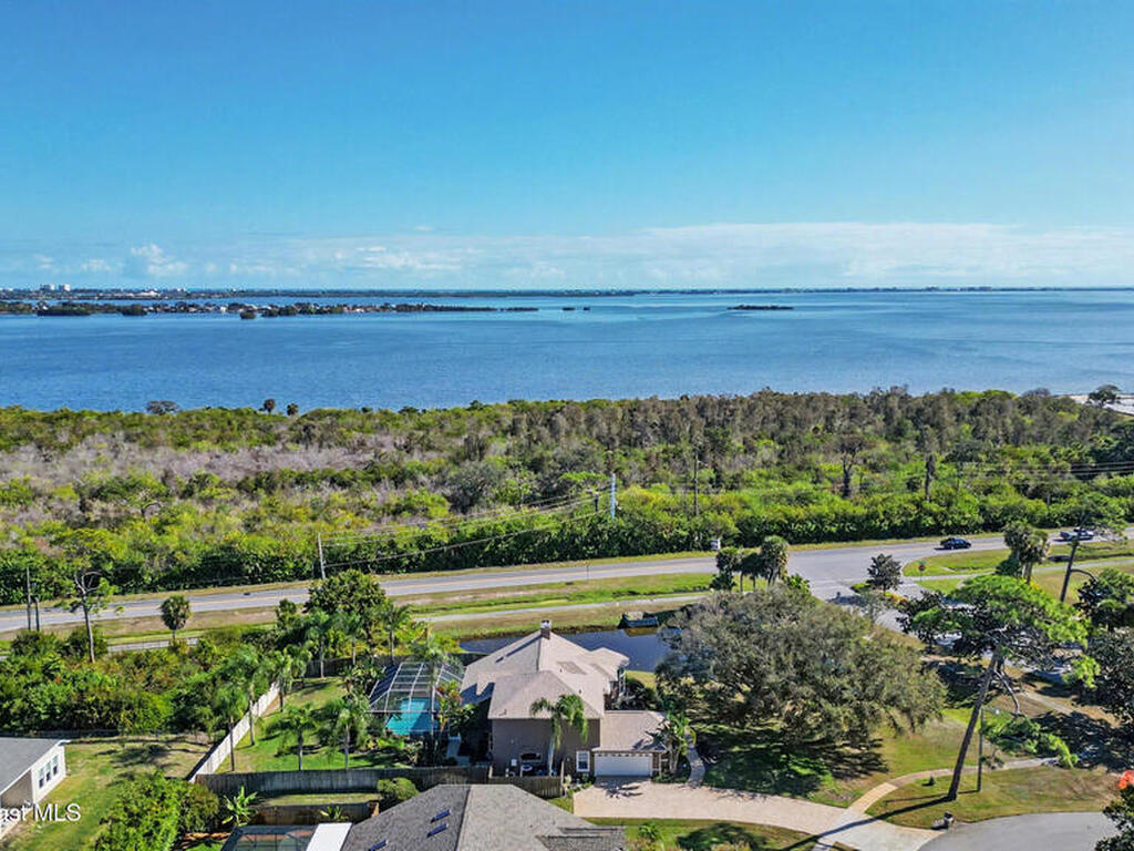 1220 Rebecca Drive, Merritt Island, FL 32952