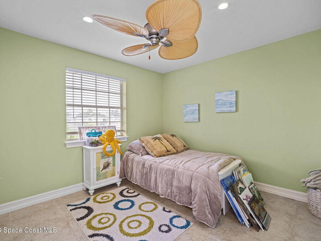 250 Lanternback Island Drive, Satellite Beach, FL 32937