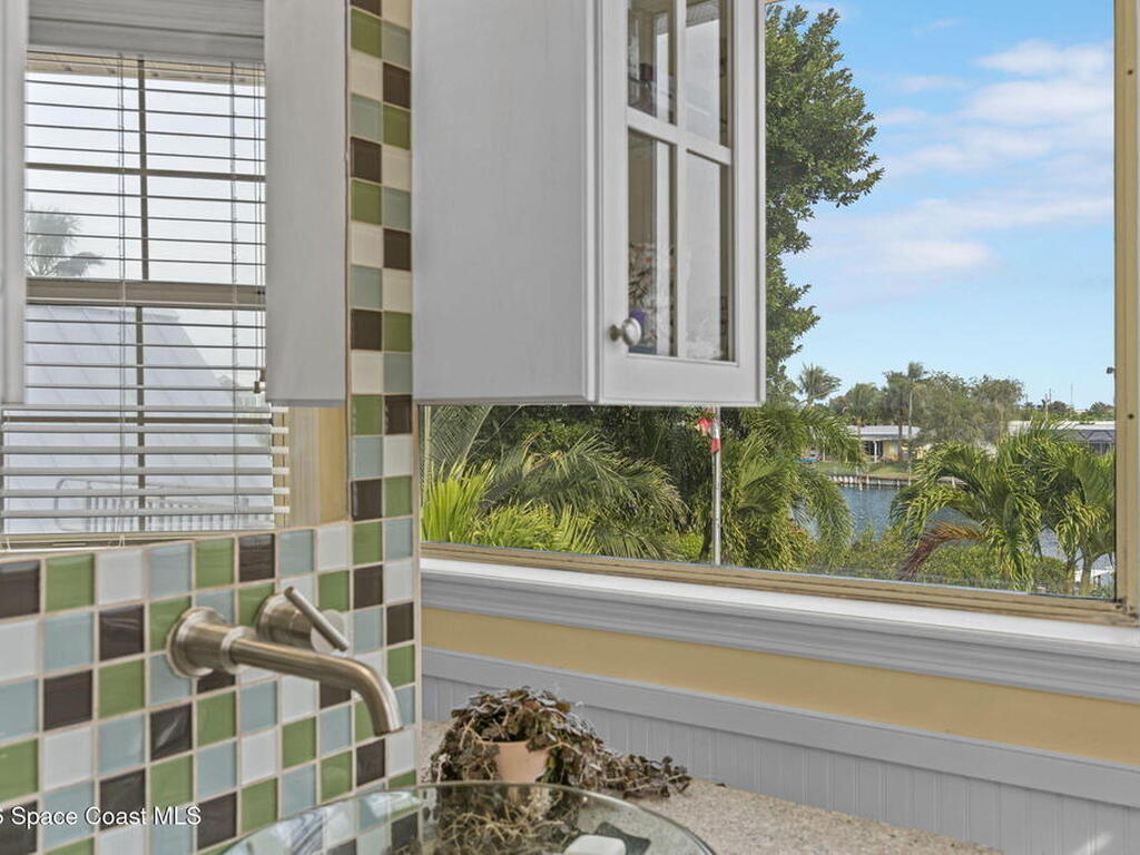 250 Lanternback Island Drive, Satellite Beach, FL 32937