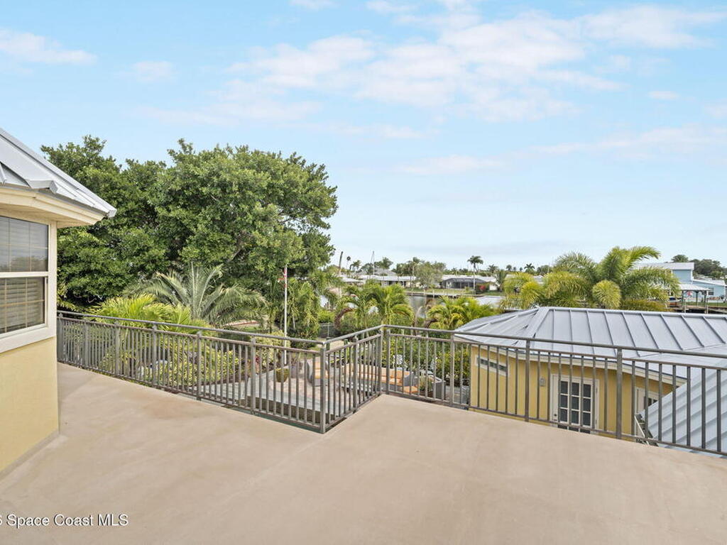 250 Lanternback Island Drive, Satellite Beach, FL 32937