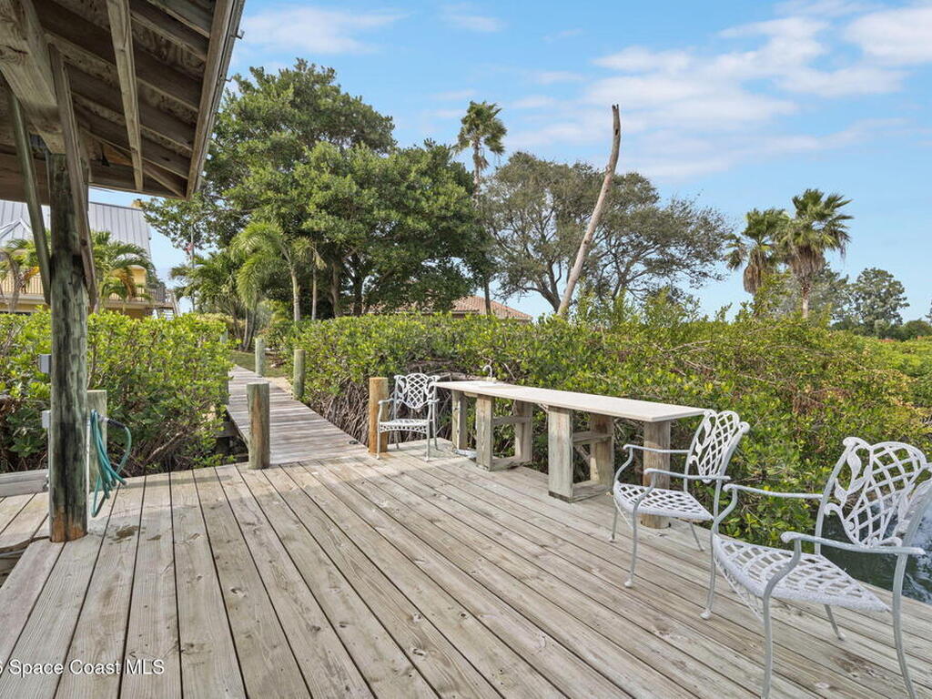 250 Lanternback Island Drive, Satellite Beach, FL 32937