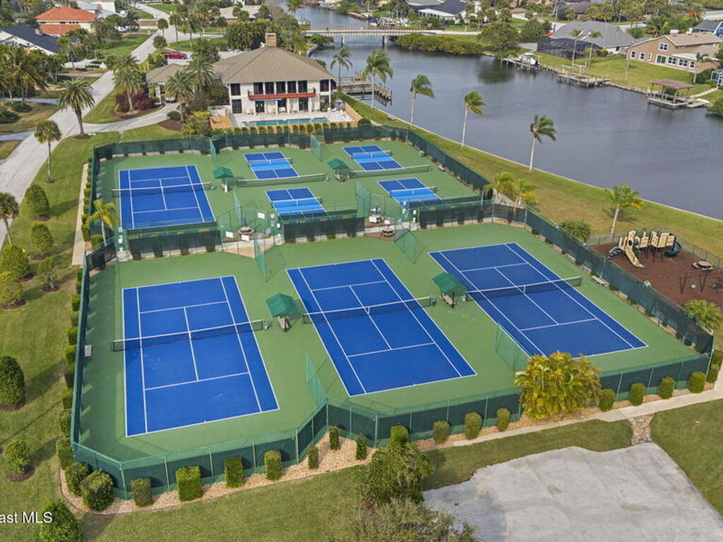 250 Lanternback Island Drive, Satellite Beach, FL 32937