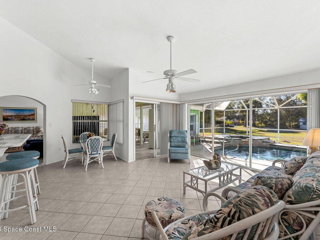 4250 Pine Street, Cocoa, FL 32926