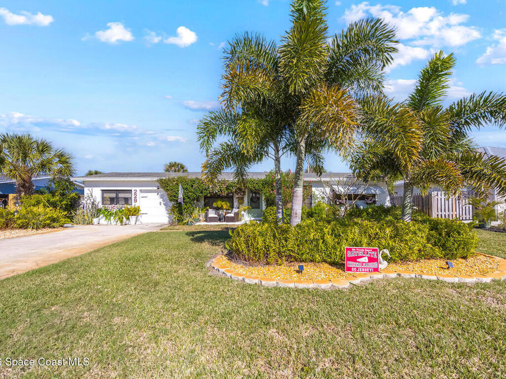 229 NE 1st Street, Satellite Beach, FL 32937