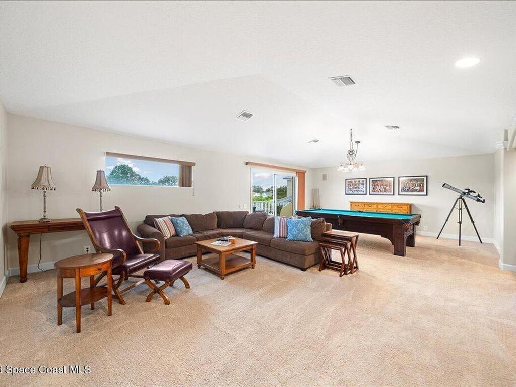 965 Chatsworth Drive, Melbourne, FL 32940