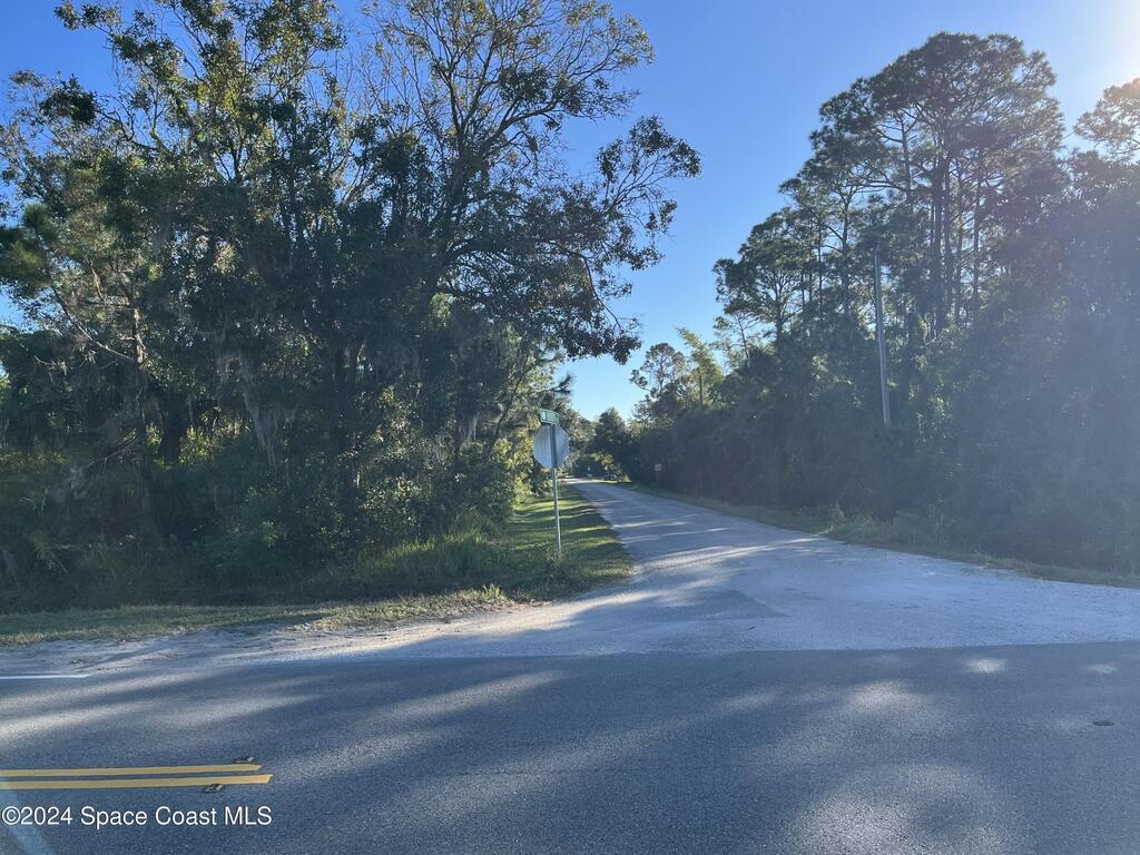 6855 Babcock Street, Malabar, FL 32950