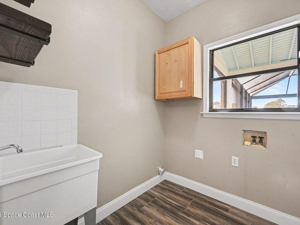 4923 Flora Drive, Melbourne, FL 32934