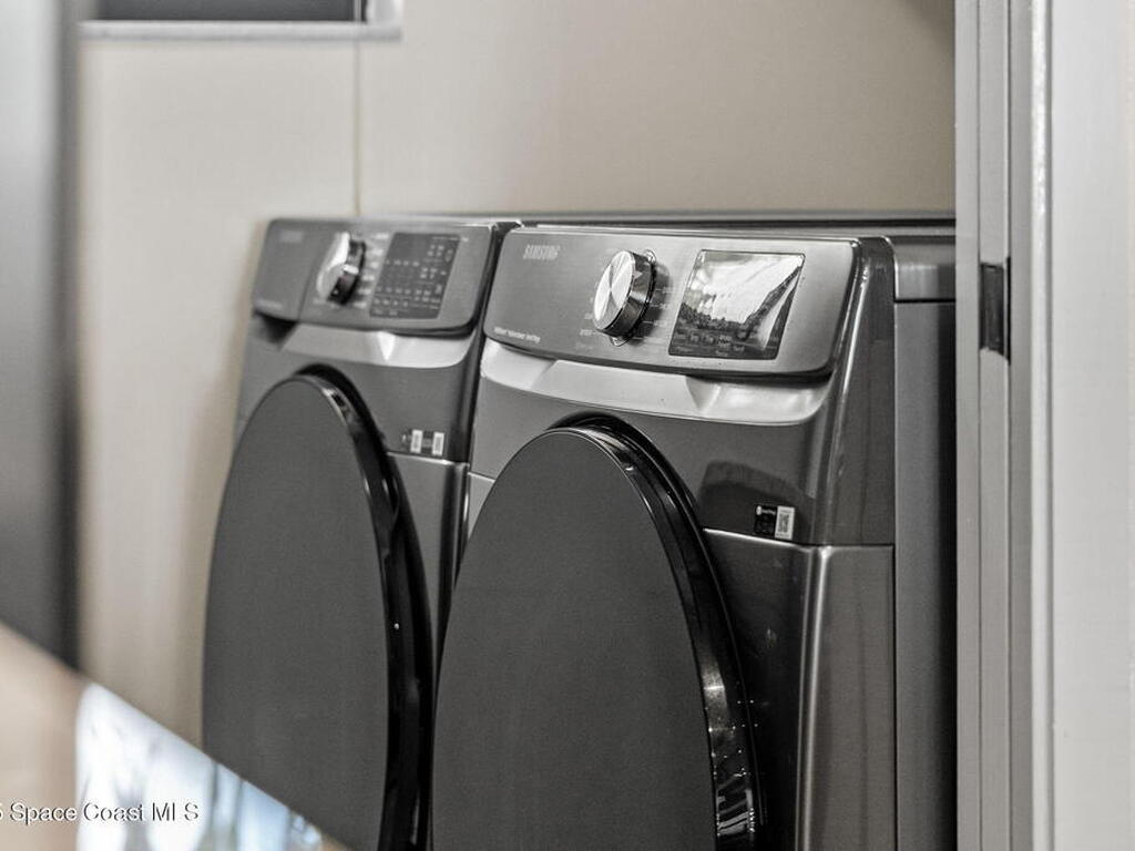 8496 Ridgewood Avenue, Cape Canaveral, FL 32920