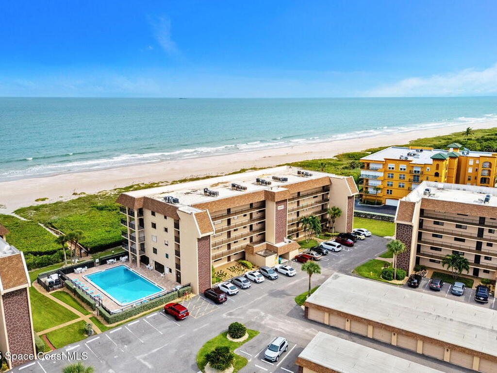 8496 Ridgewood Avenue, Cape Canaveral, FL 32920