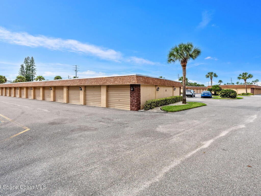 8496 Ridgewood Avenue, Cape Canaveral, FL 32920