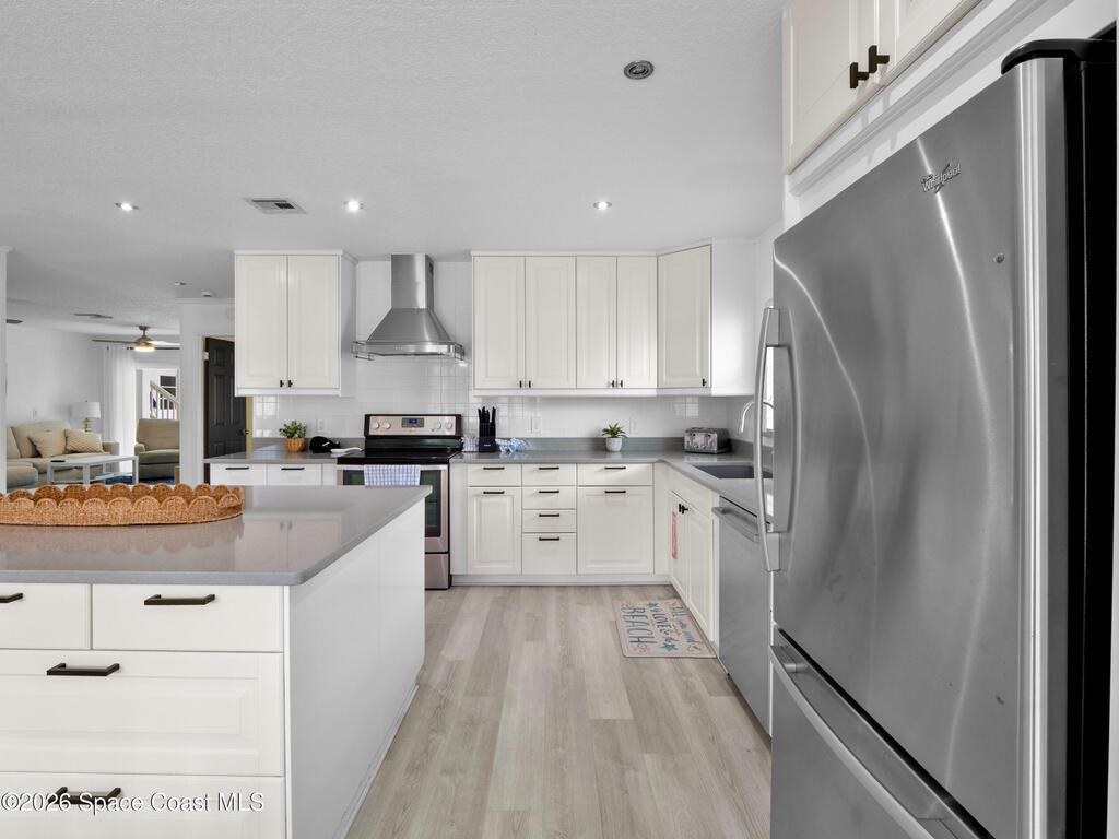 921 S Orlando Avenue, Cocoa Beach, FL 32931