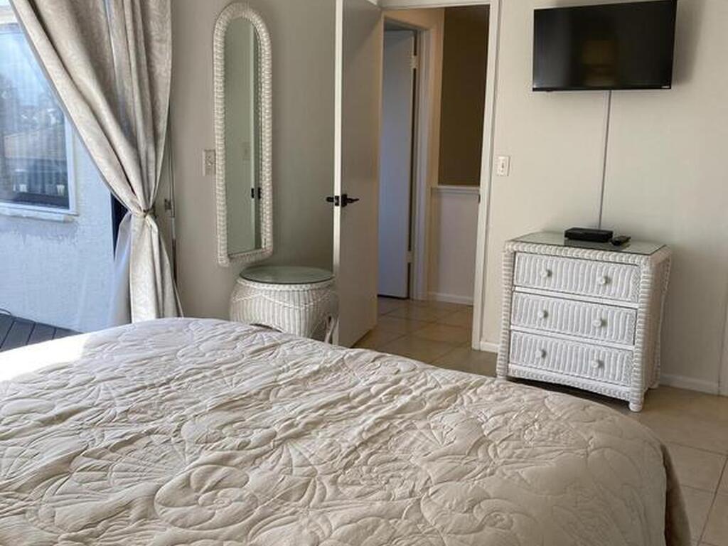 3274 Sand Court, Melbourne Beach, FL 32951