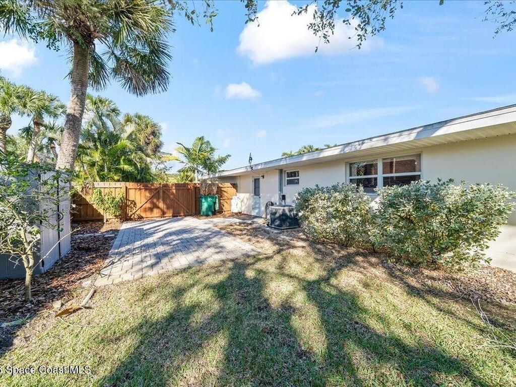 315 12th Terrace, Indialantic, FL 32903