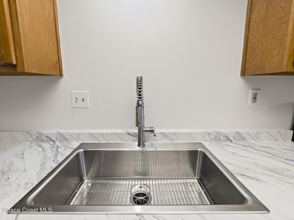 5610 N Banana River Boulevard, Cocoa Beach, FL 32931