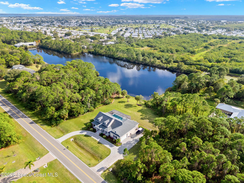 7035 Indian River Boulevard, Grant, FL 32949