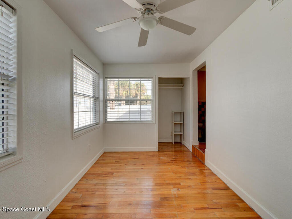 922 Locust Street, New Smyrna Beach, FL 32169