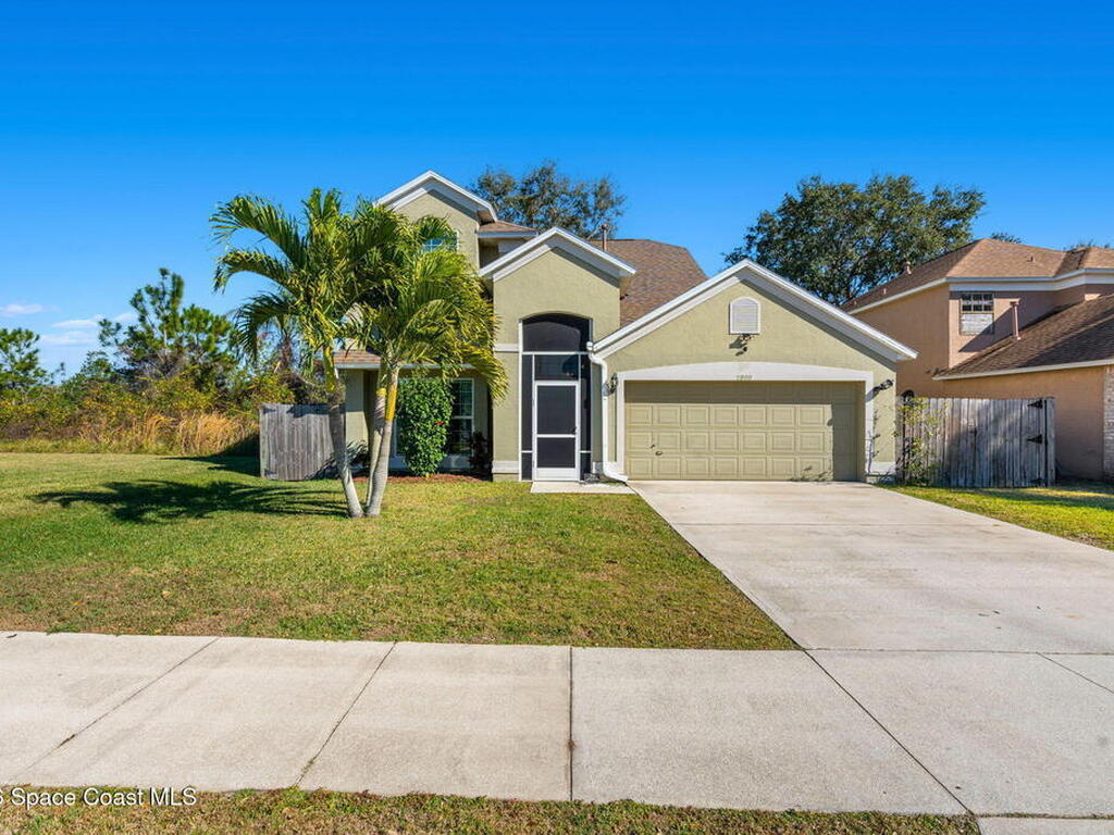 2899 Pebble Creek Street, Melbourne, FL 32935
