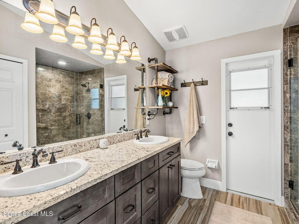 2899 Pebble Creek Street, Melbourne, FL 32935