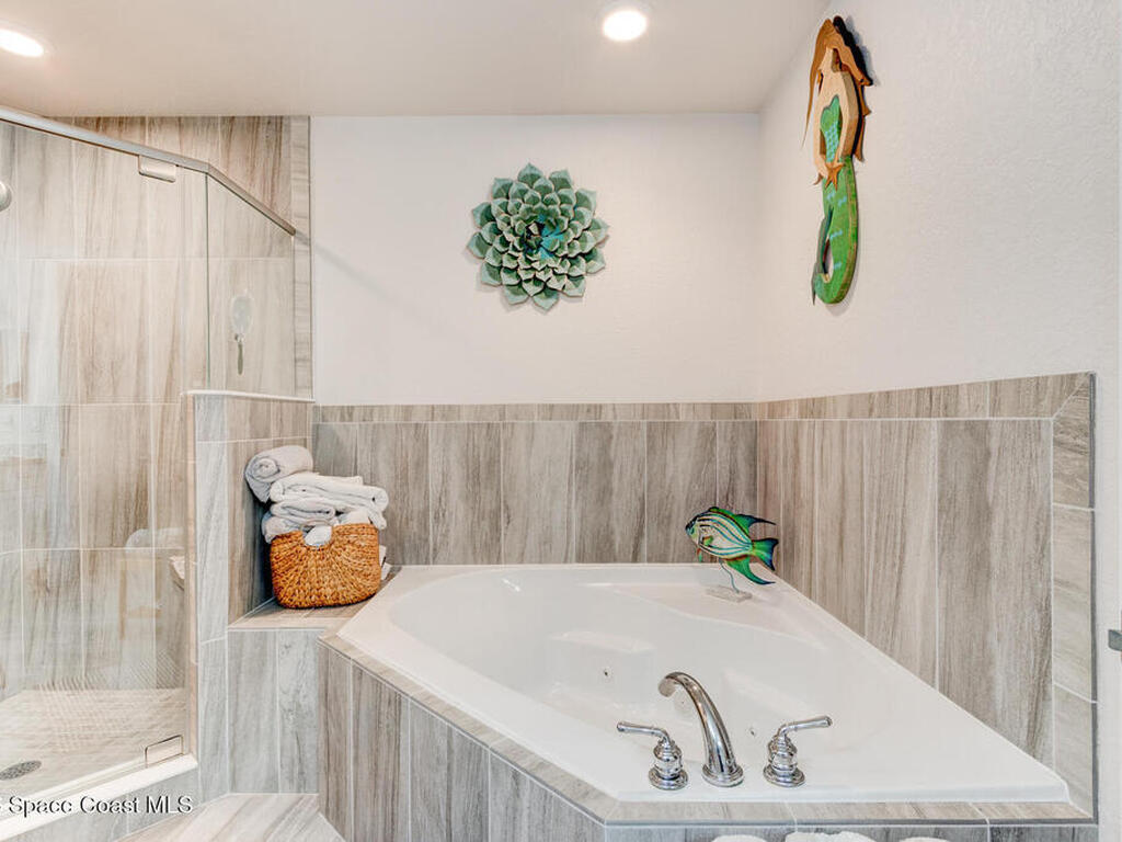 3 Riverwalk Drive, New Smyrna Beach, FL 32169