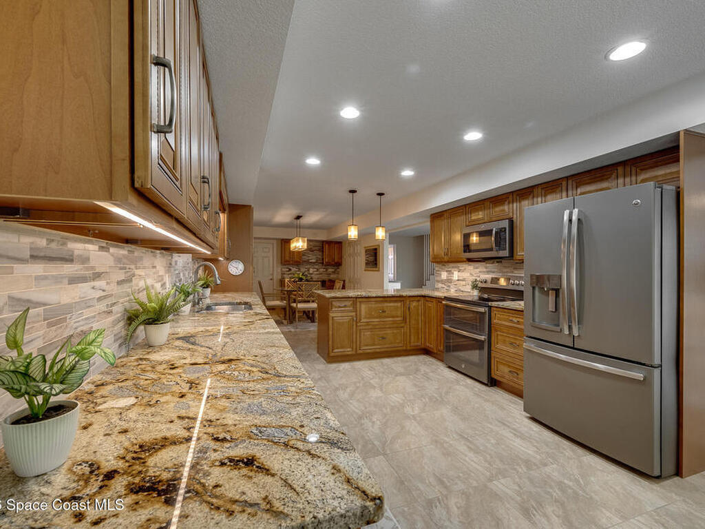 172 Skyline Boulevard, Satellite Beach, FL 32937