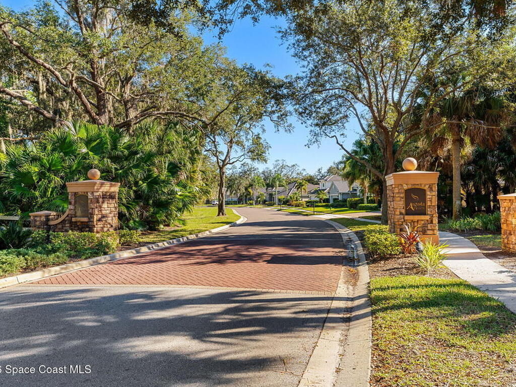 1811 Admiralty Boulevard, Rockledge, FL 32955