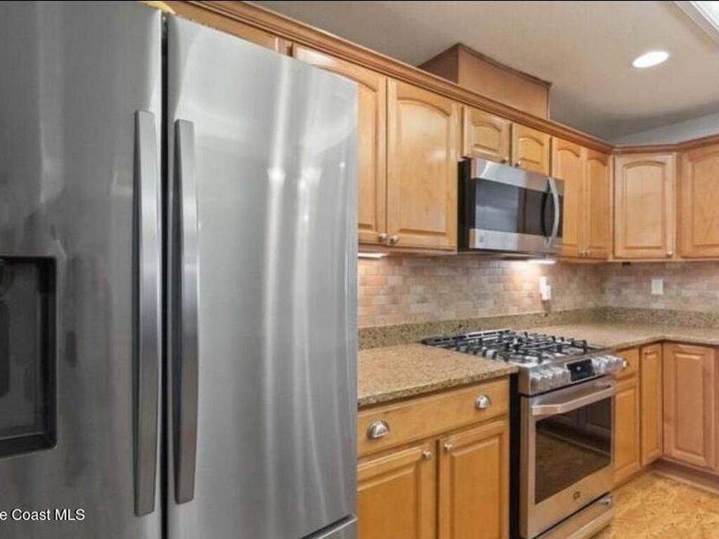 1 Eighth Avenue, Indialantic, FL 32903