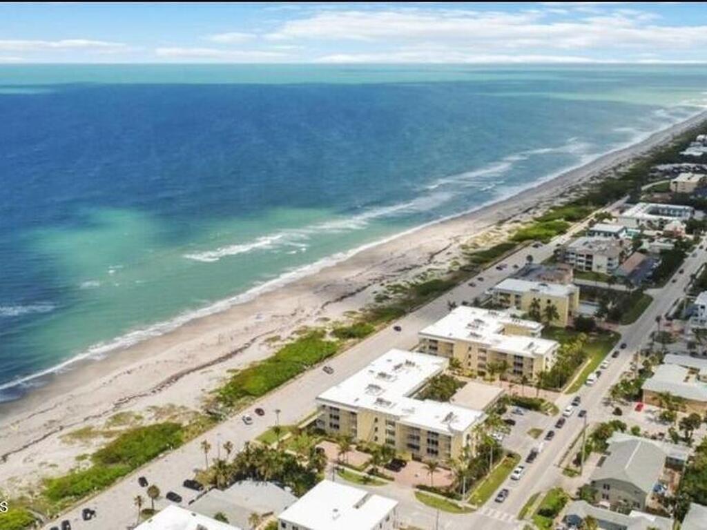 1 Eighth Avenue, Indialantic, FL 32903