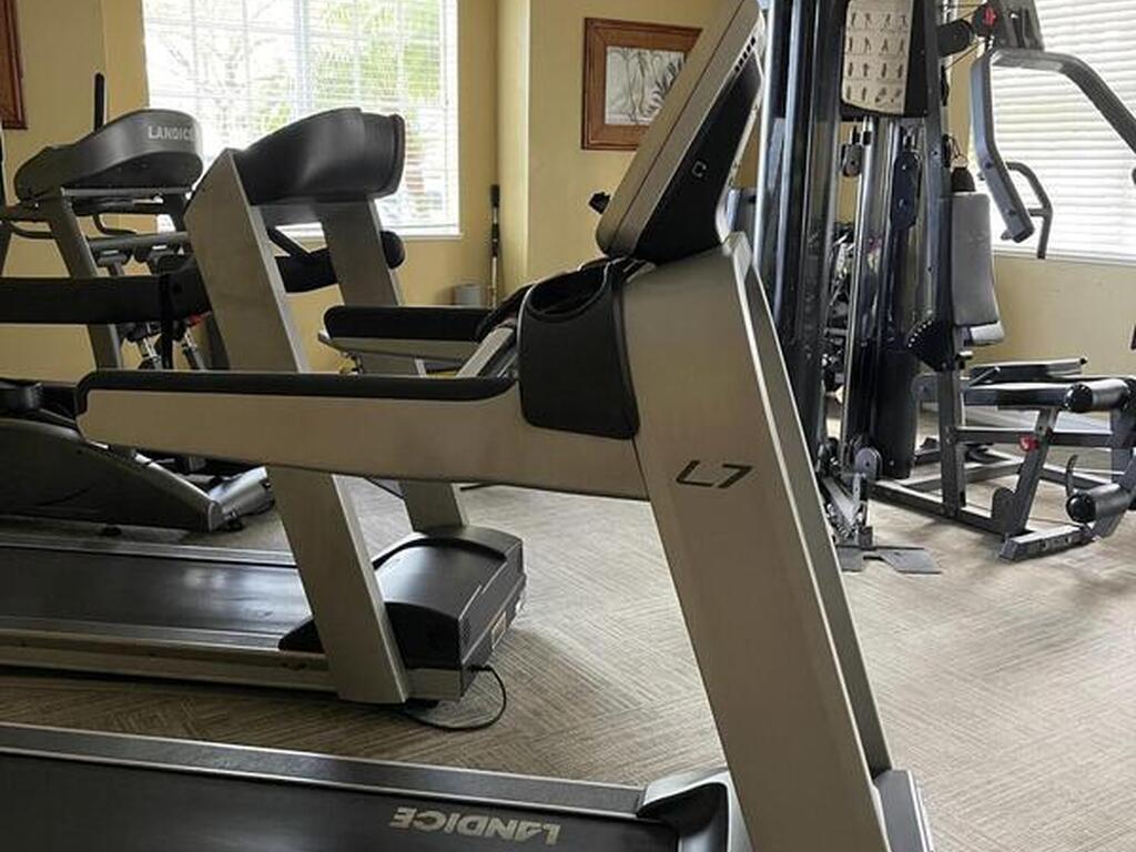 7 Indian River Avenue, Titusville, FL 32796