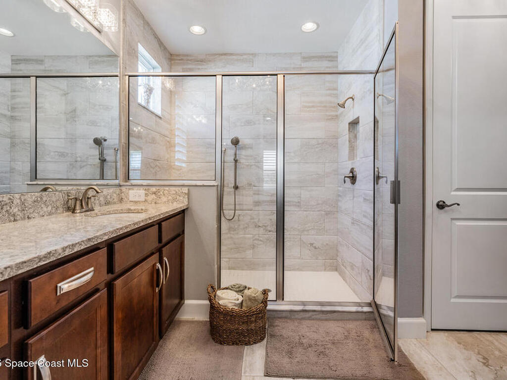 4607 Barletta Court, Wesley Chapel, FL 33545