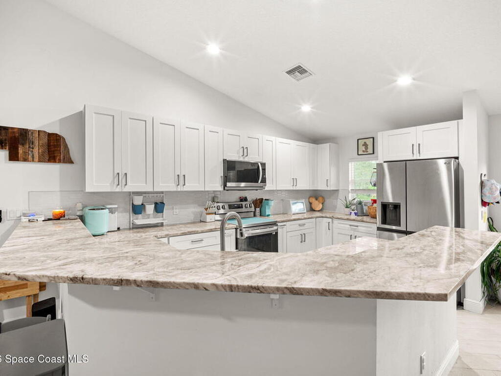 8615 102nd Court, Vero Beach, FL 32967