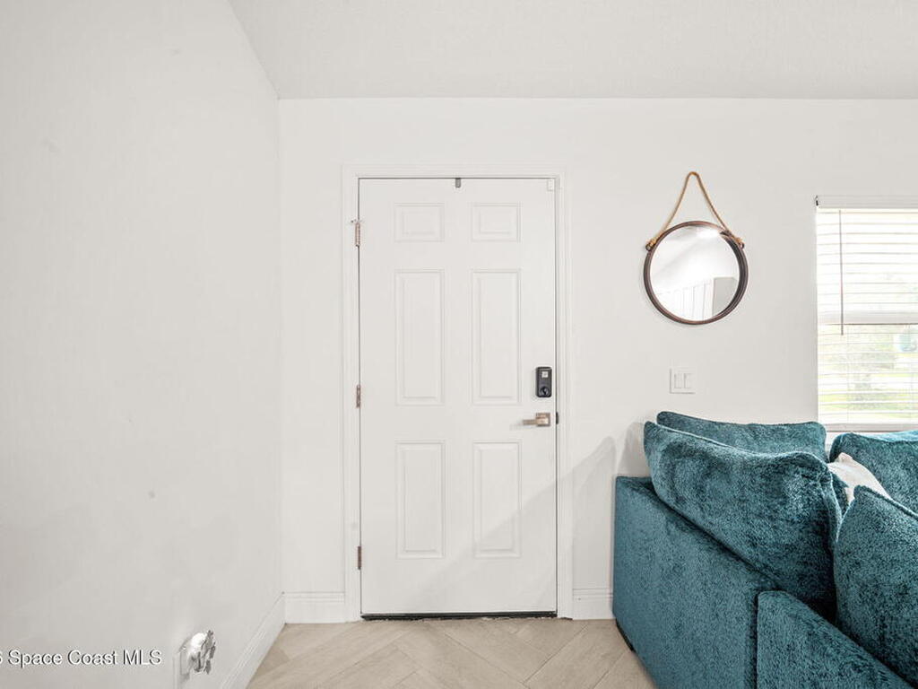 8615 102nd Court, Vero Beach, FL 32967