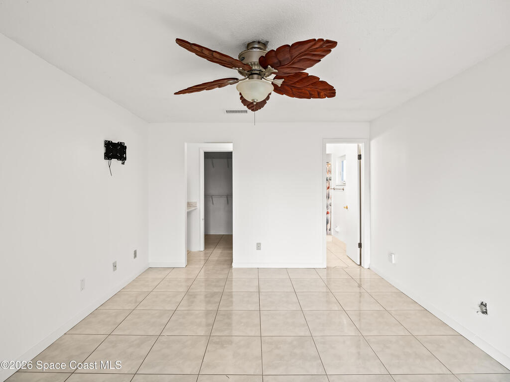 1525 W Riviera Drive, Merritt Island, FL 32952