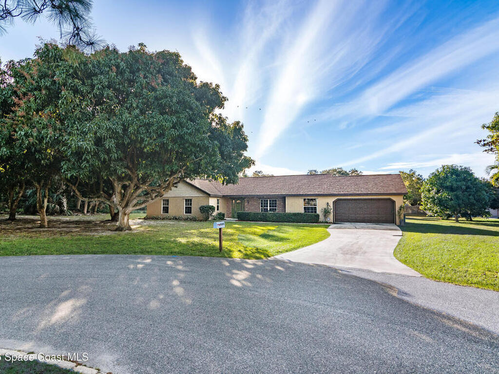 4245 Hillview Circle, Merritt Island, FL 32952