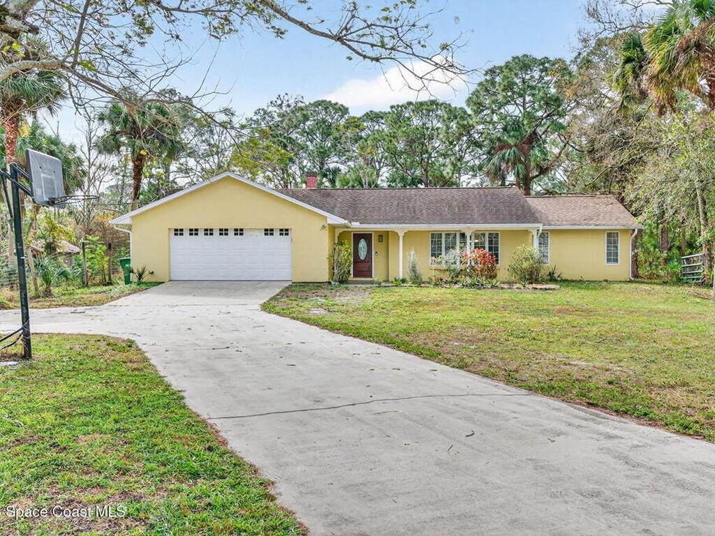 6331 Quarterhorse Circle, Cocoa, FL 32926