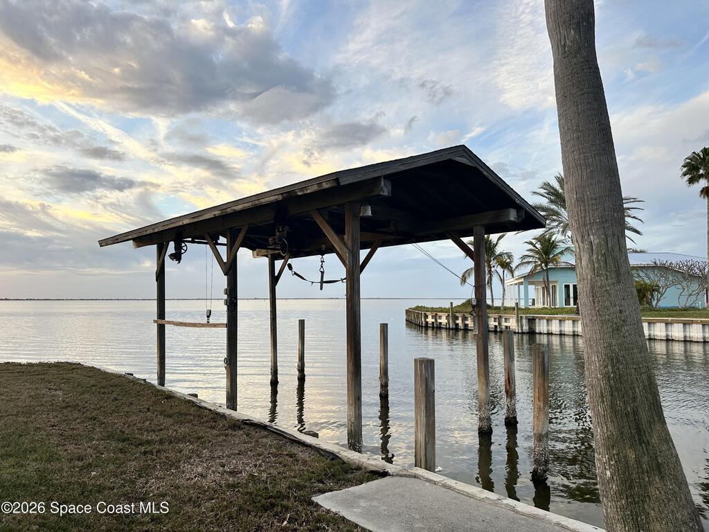 464 Angelo Lane, Cocoa Beach, FL 32931