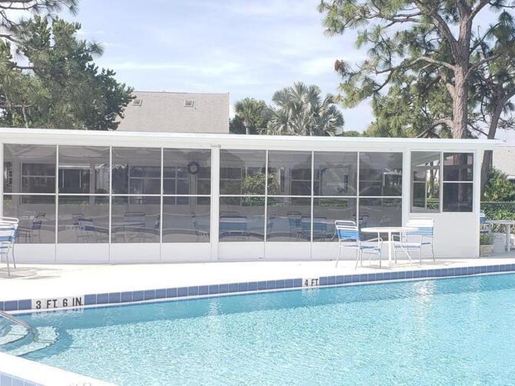 4948 Lake Waterford Way, Melbourne, FL 32901