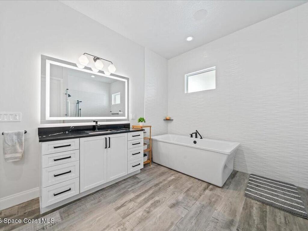 1696 Gracewood Drive, Melbourne, FL 32940