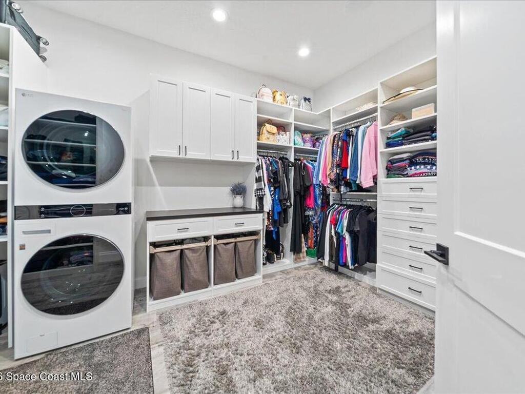 1696 Gracewood Drive, Melbourne, FL 32940