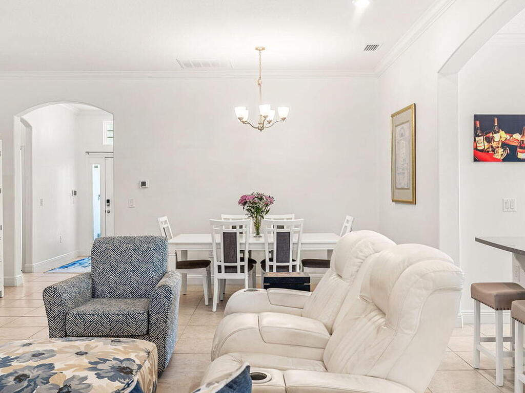 6435 Monserrat Drive, Vero Beach, FL 32967