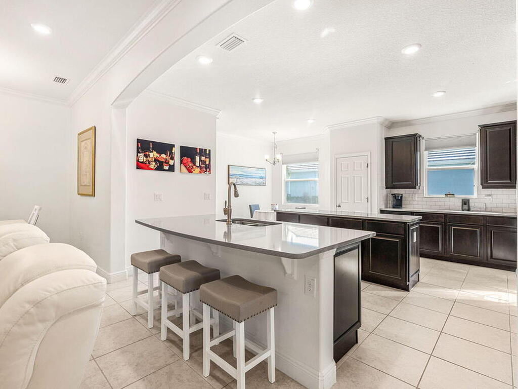 6435 Monserrat Drive, Vero Beach, FL 32967