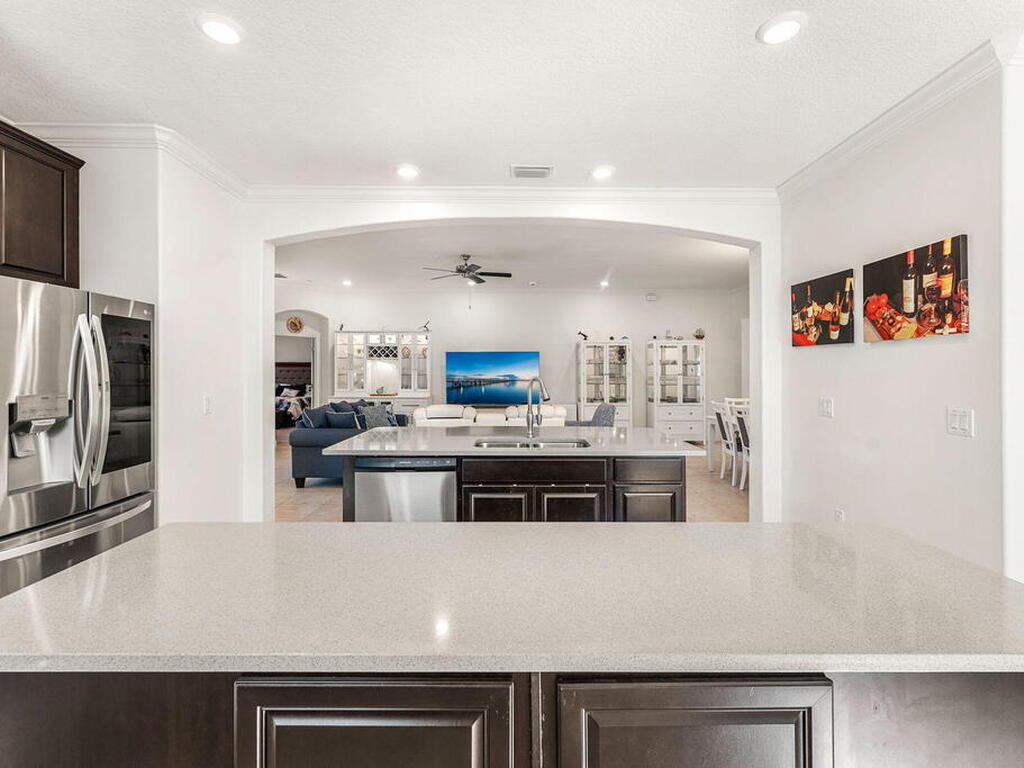 6435 Monserrat Drive, Vero Beach, FL 32967