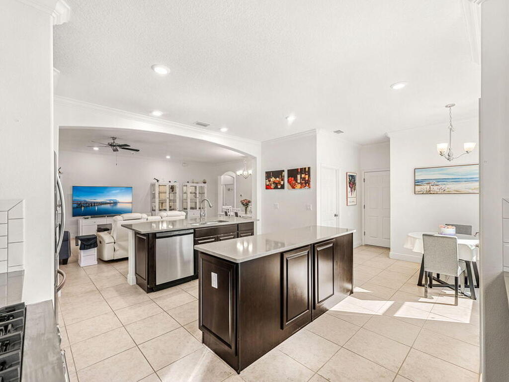 6435 Monserrat Drive, Vero Beach, FL 32967