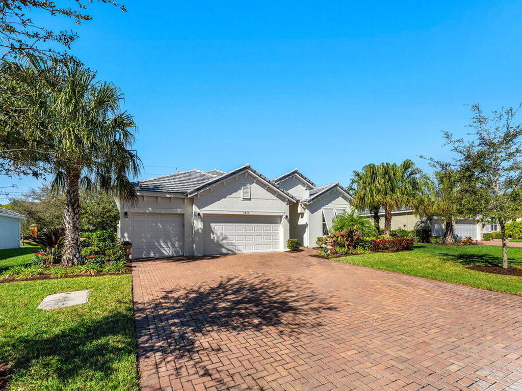 6435 Monserrat Drive, Vero Beach, FL 32967