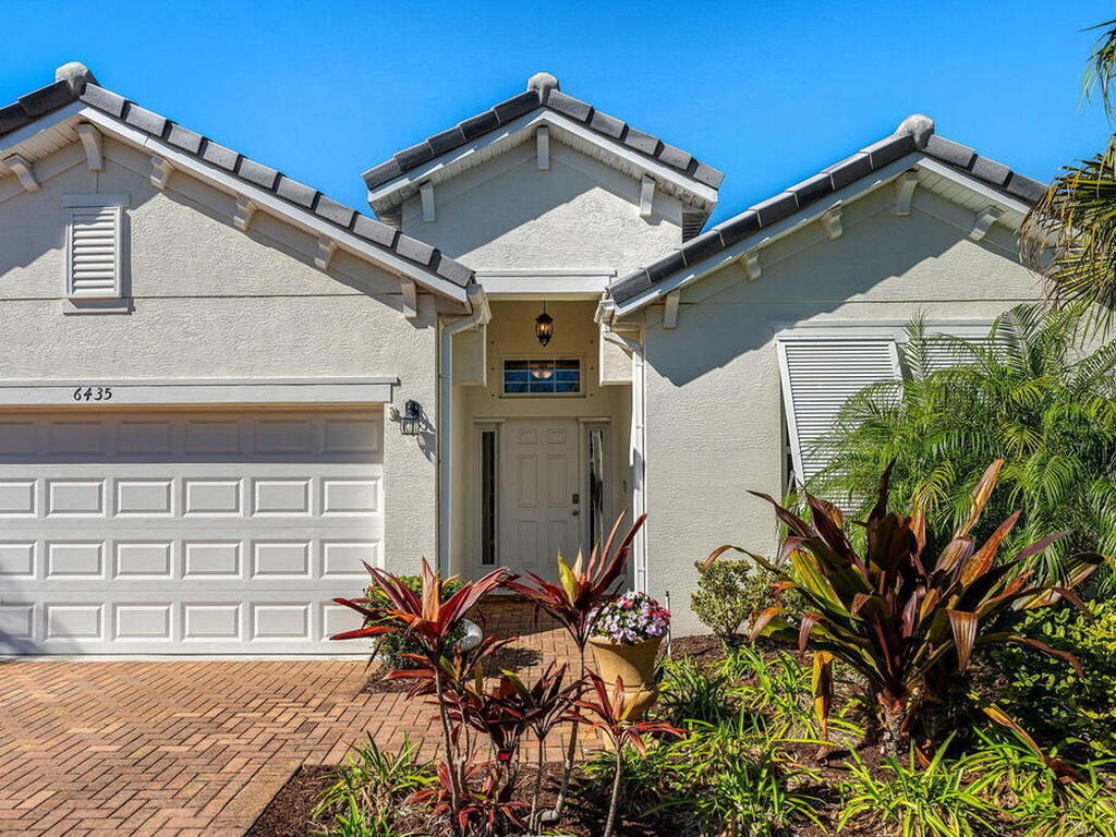 6435 Monserrat Drive, Vero Beach, FL 32967
