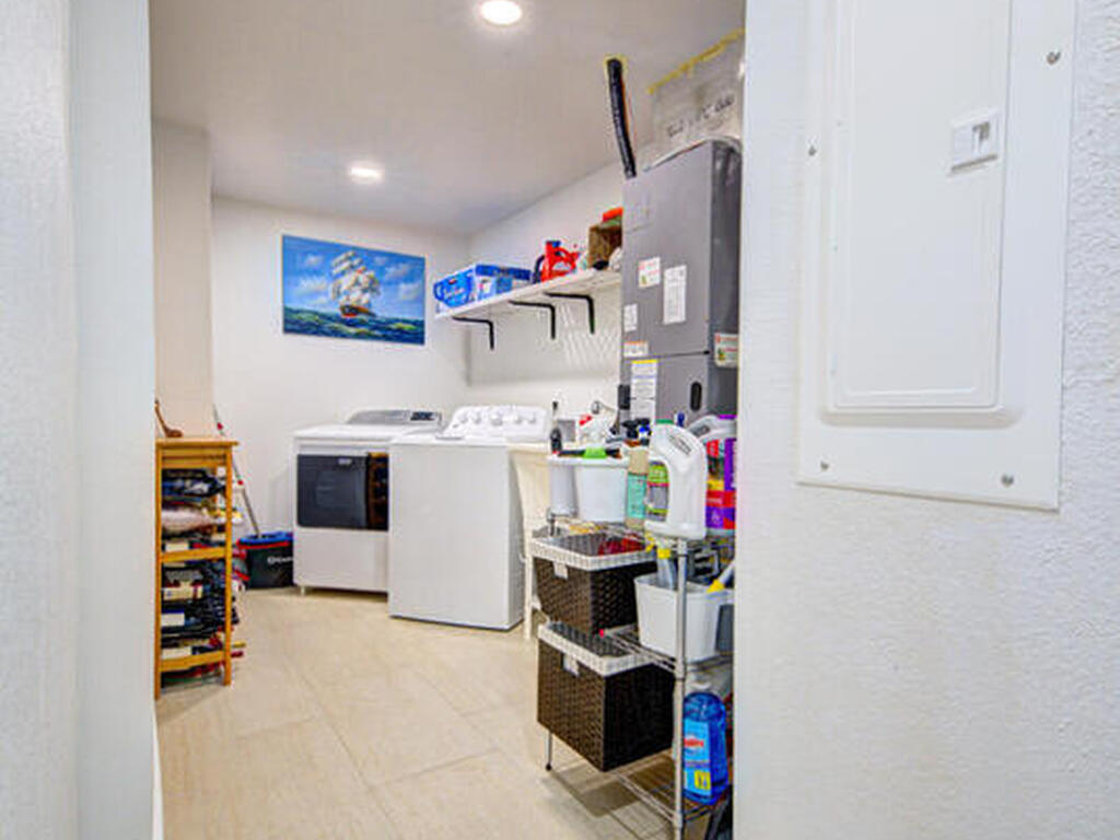 30 Westview Lane, Cocoa Beach, FL 32931