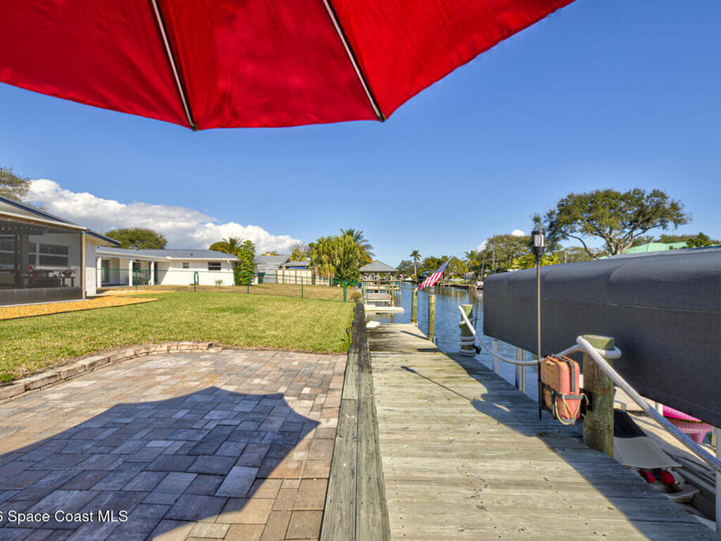 30 Westview Lane, Cocoa Beach, FL 32931