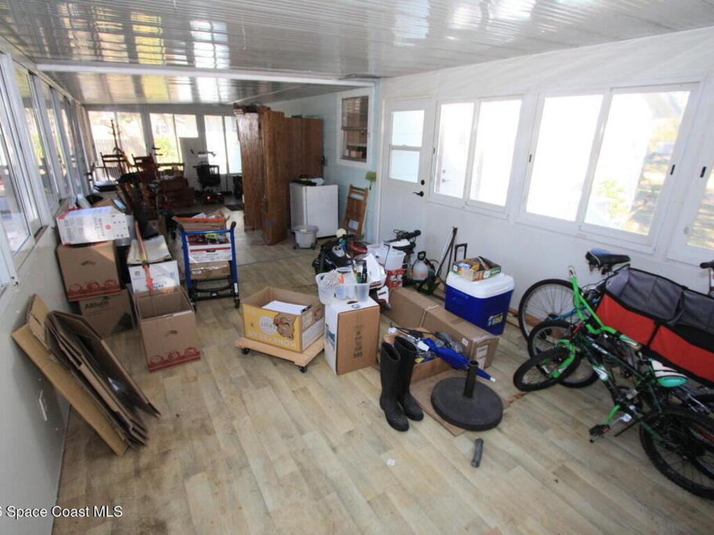 8205 93rd Avenue, Vero Beach, FL 32967