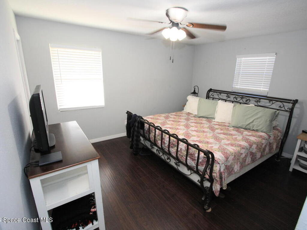 8205 93rd Avenue, Vero Beach, FL 32967