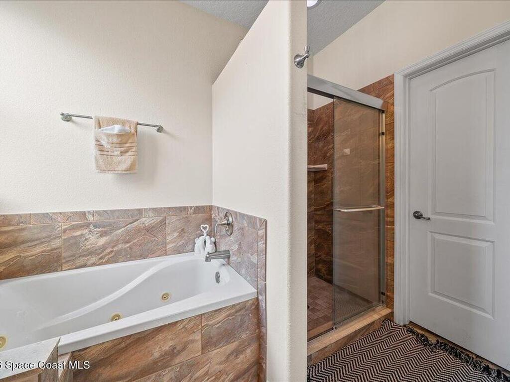 1611 Bridgeport Circle, Rockledge, FL 32955